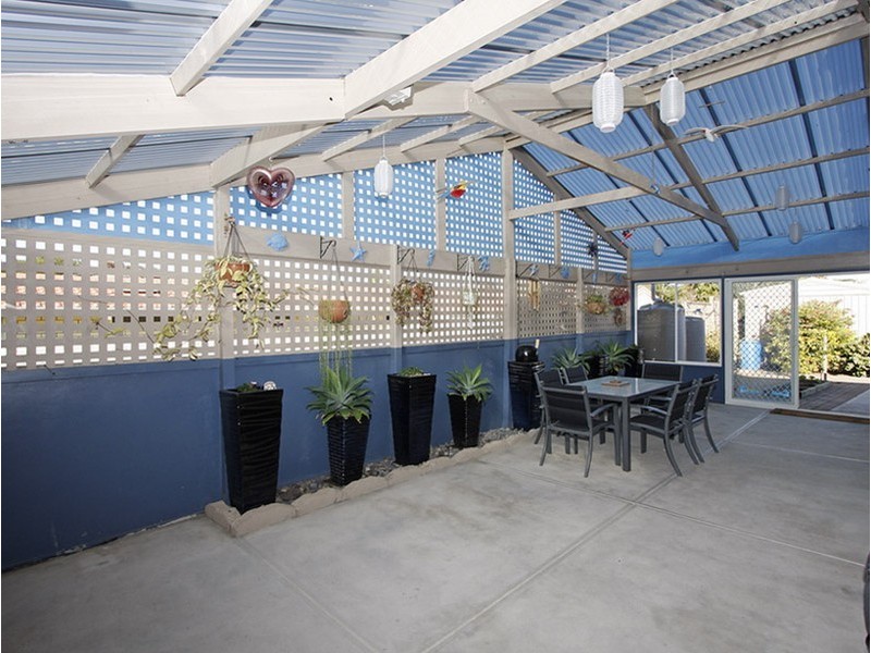 4 Illawarra Court, West Lakes Shore SA 5020